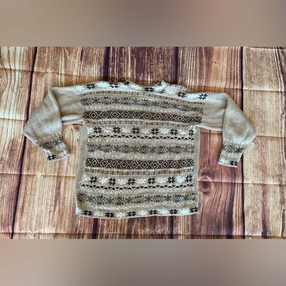 Just for Petites Women's Long Sleeve Pullover Geometric Pattern Brown Sweater PL